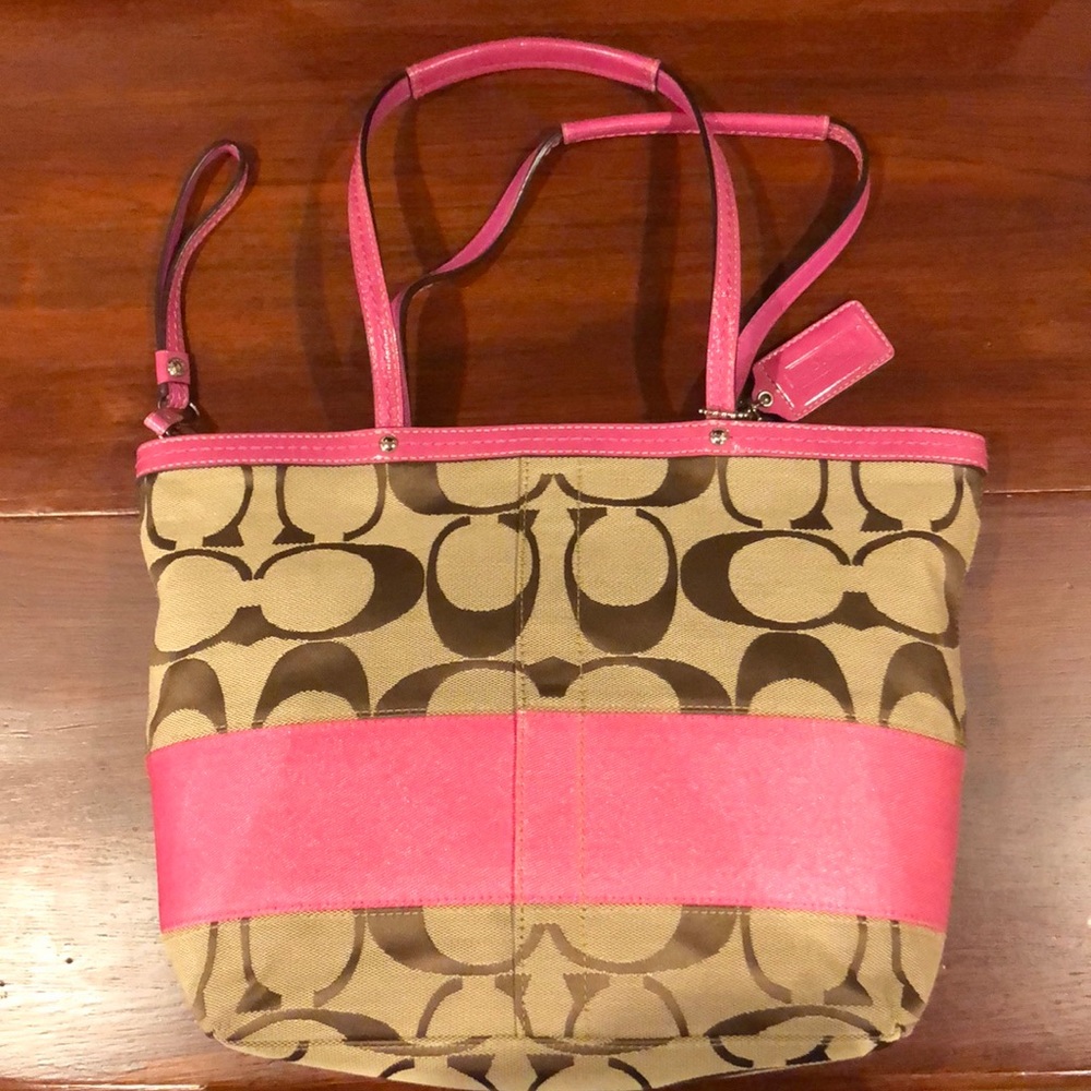 Coach Shoulder Bag